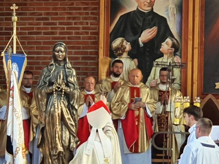 poswiecenie-figury-matki-bozej-z-gory-przymierza